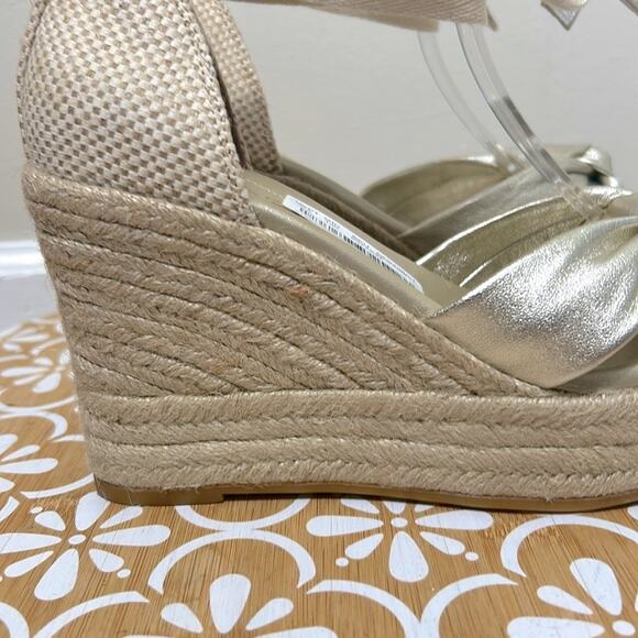 NWT Cole Haan Cloudfeel Hampton ankle tie espadrille wedge sandal in Gold - Picture 9 of 13